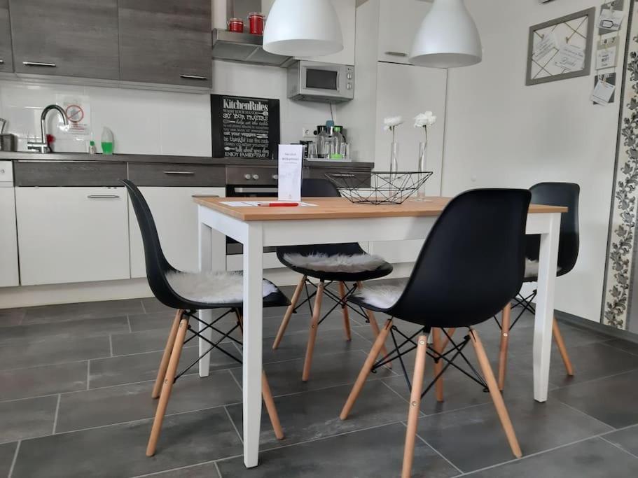 Graben-Neudorf Bello Apartamento מראה חיצוני תמונה